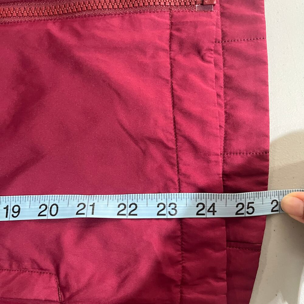 Patagonia Women's Red Snowbelle Reversible Quilted Jacket Liner  Size Small - Picture 10 of 10